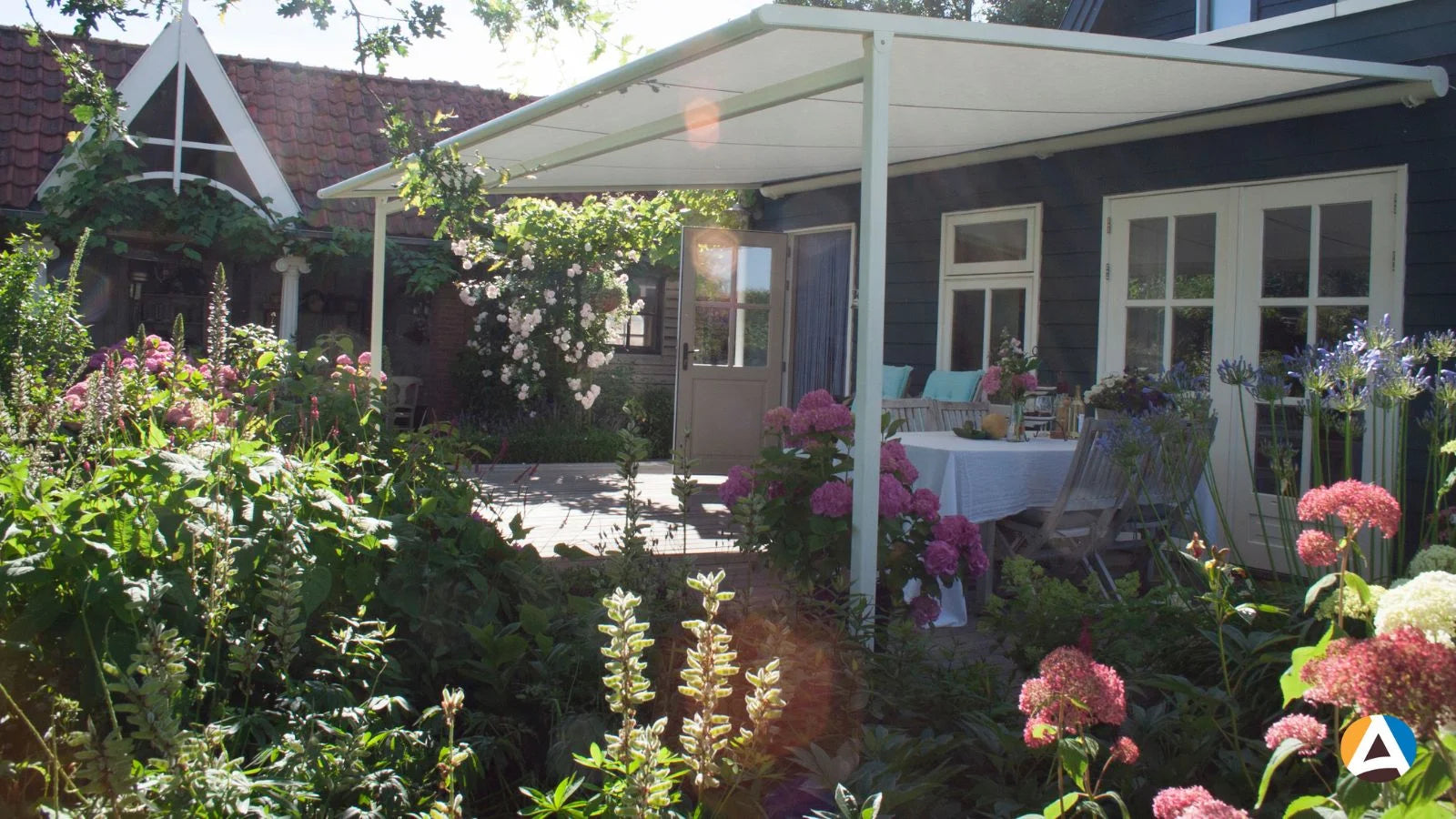 Onderkant van de Allround Pergola geplaatst in Almere - STERK Zonweringen