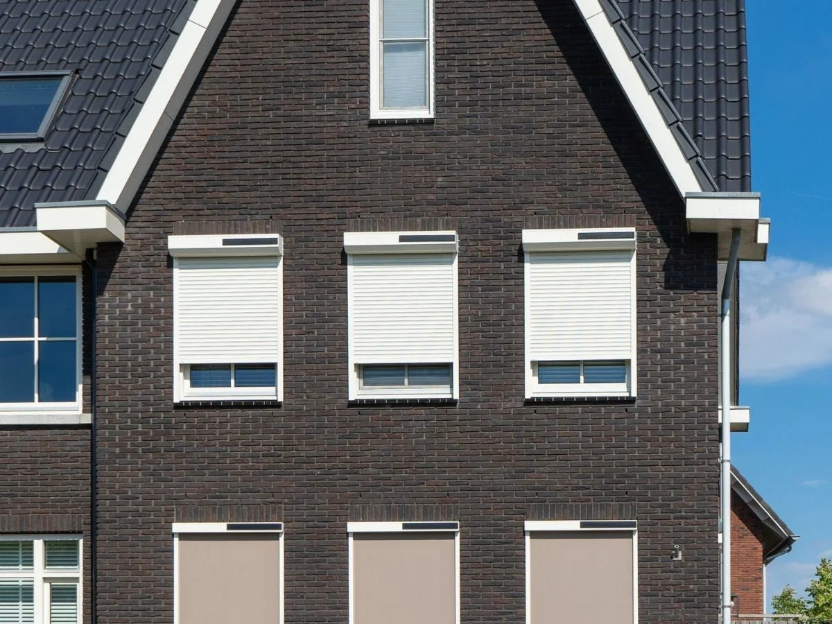 Rolluiken geplaatst door STERK Zonweringen in Naarden