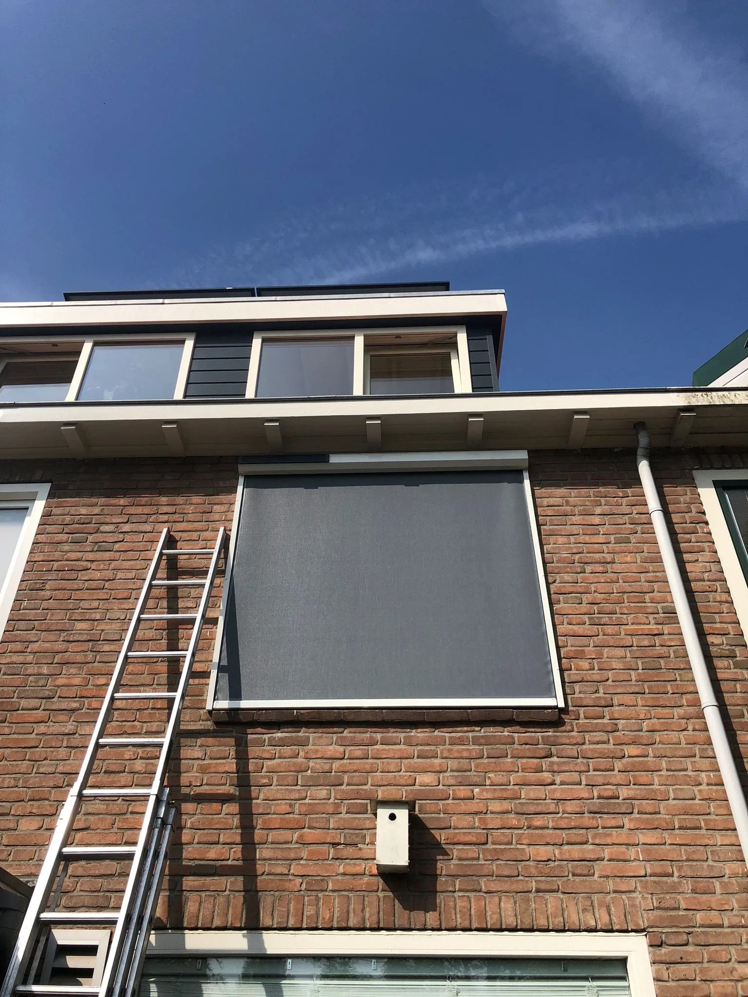 Screens als alternatief voor gordijnen: Voordelen en toepassingen in de slaapkamer