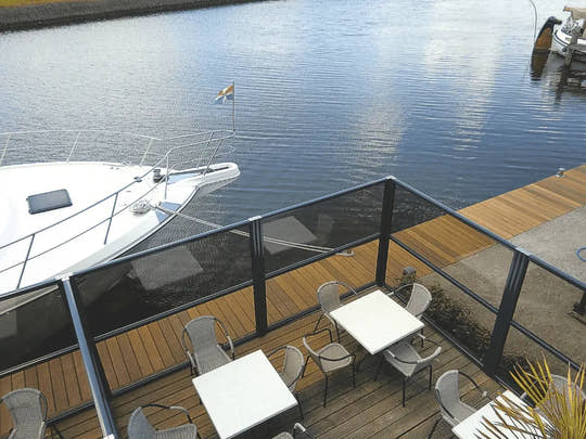 Windschermen terras voor een comfortabele buitenruimte