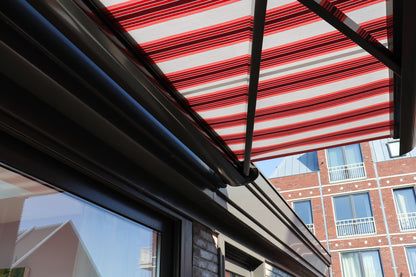 Allround Gaudi 300 geplaatst door STERK Zonweringen