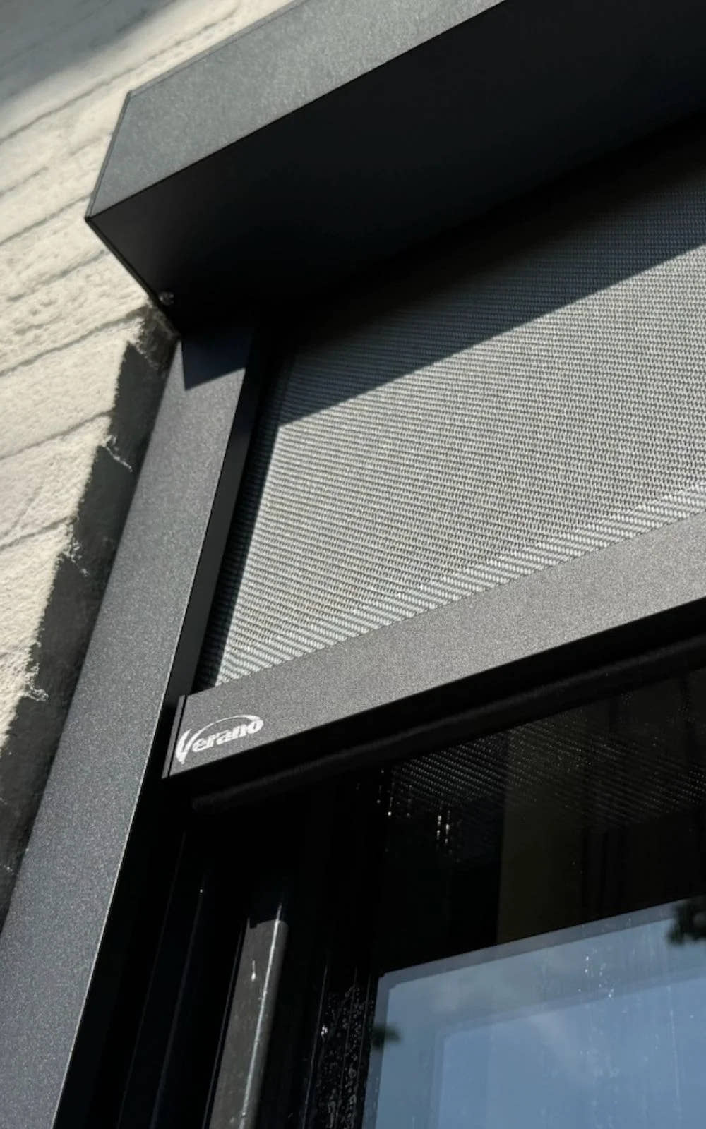 What are blackout screens?