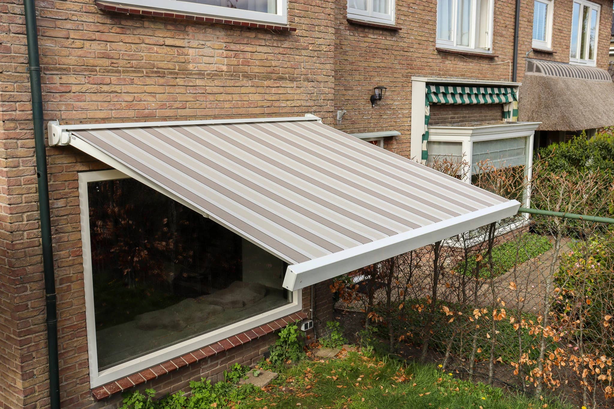 Allround Pisano geopend, geplaatst in Bussum