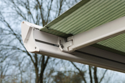 Verano V225 porto geplaatst door de specialisten van STERK Zonweringen