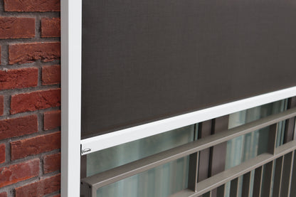 Verano V550 ritsscreen - Geplaatst door STERK Zonweringen in Naarden