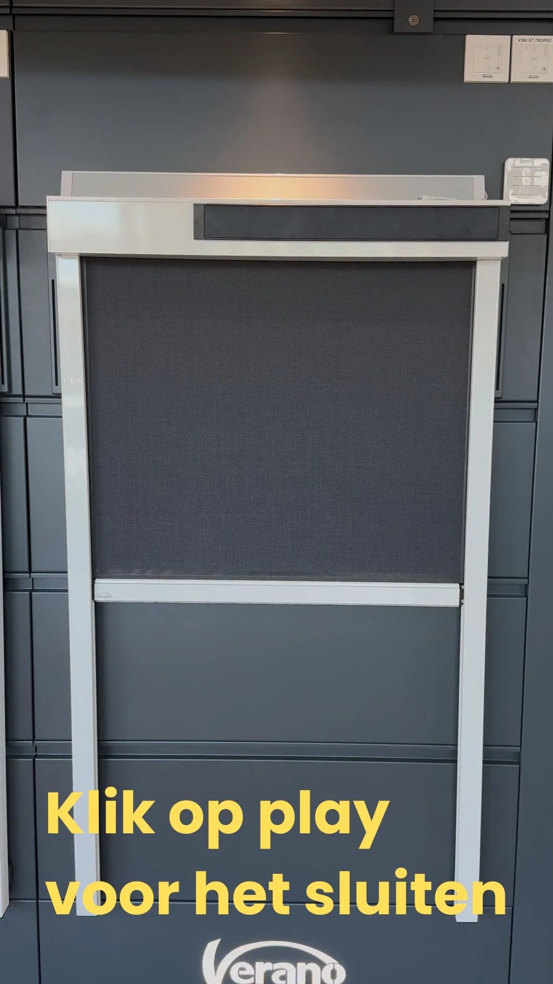 Het openen en sluiten van een solar ritsscreen - Door STERK Zonweringen